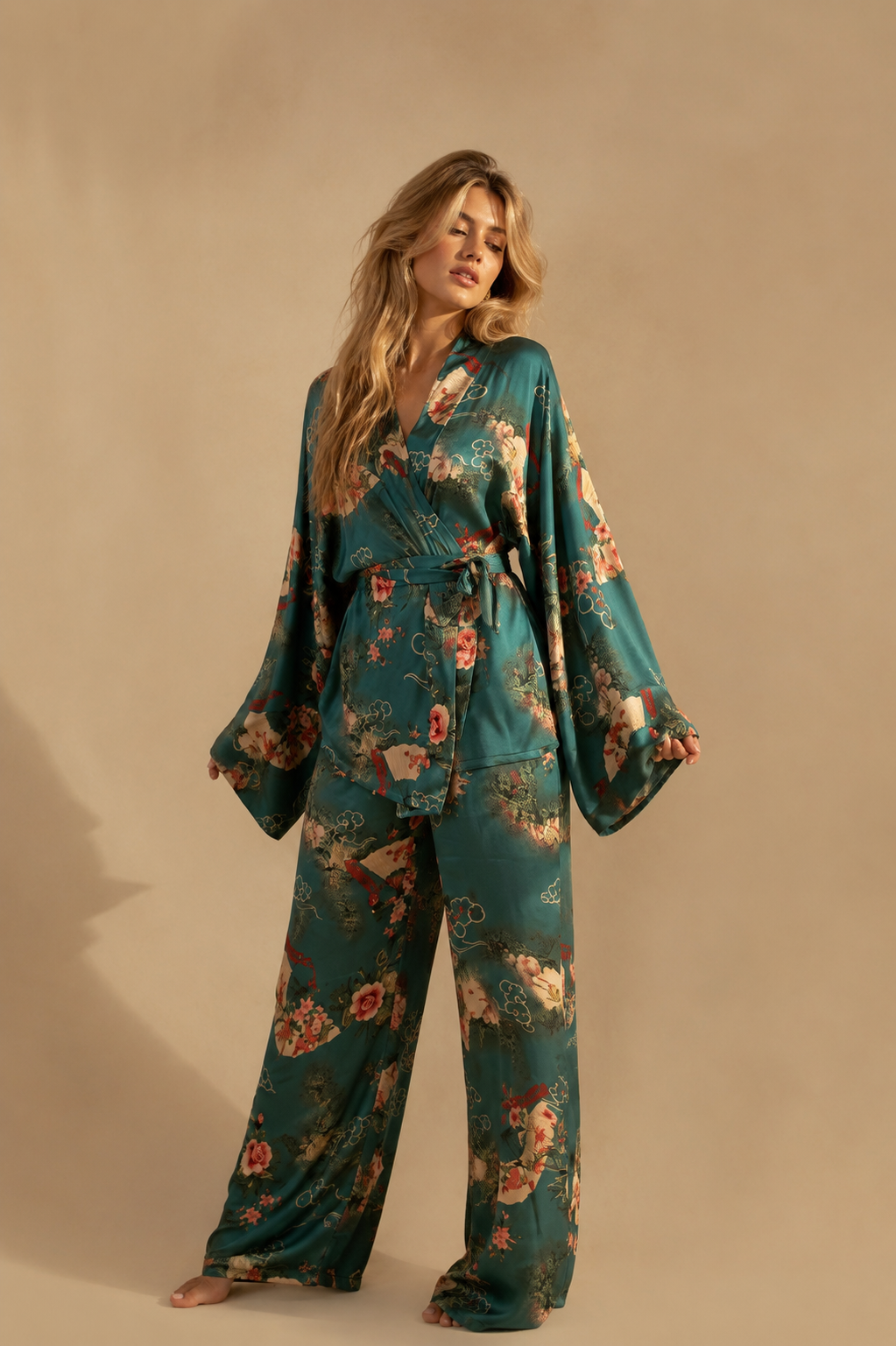 Oasis Kimono